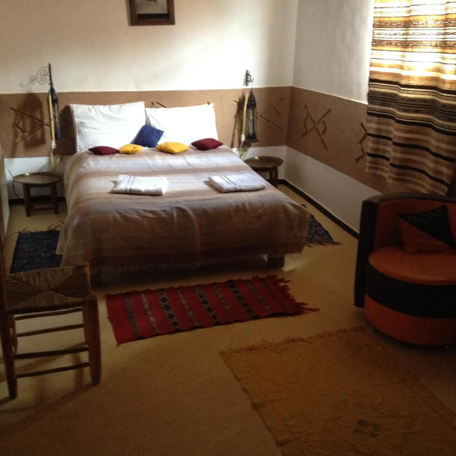 Riad Des Vieilles Charrues Boumalne Extérieur photo